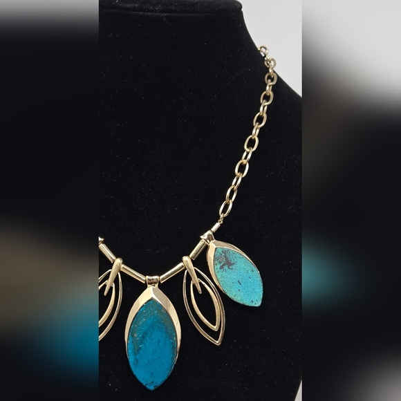 Robert Lee Morris Soho Pendant Bib Statement Blue & Greens Gold Adj. Chain - Picture 8 of 10